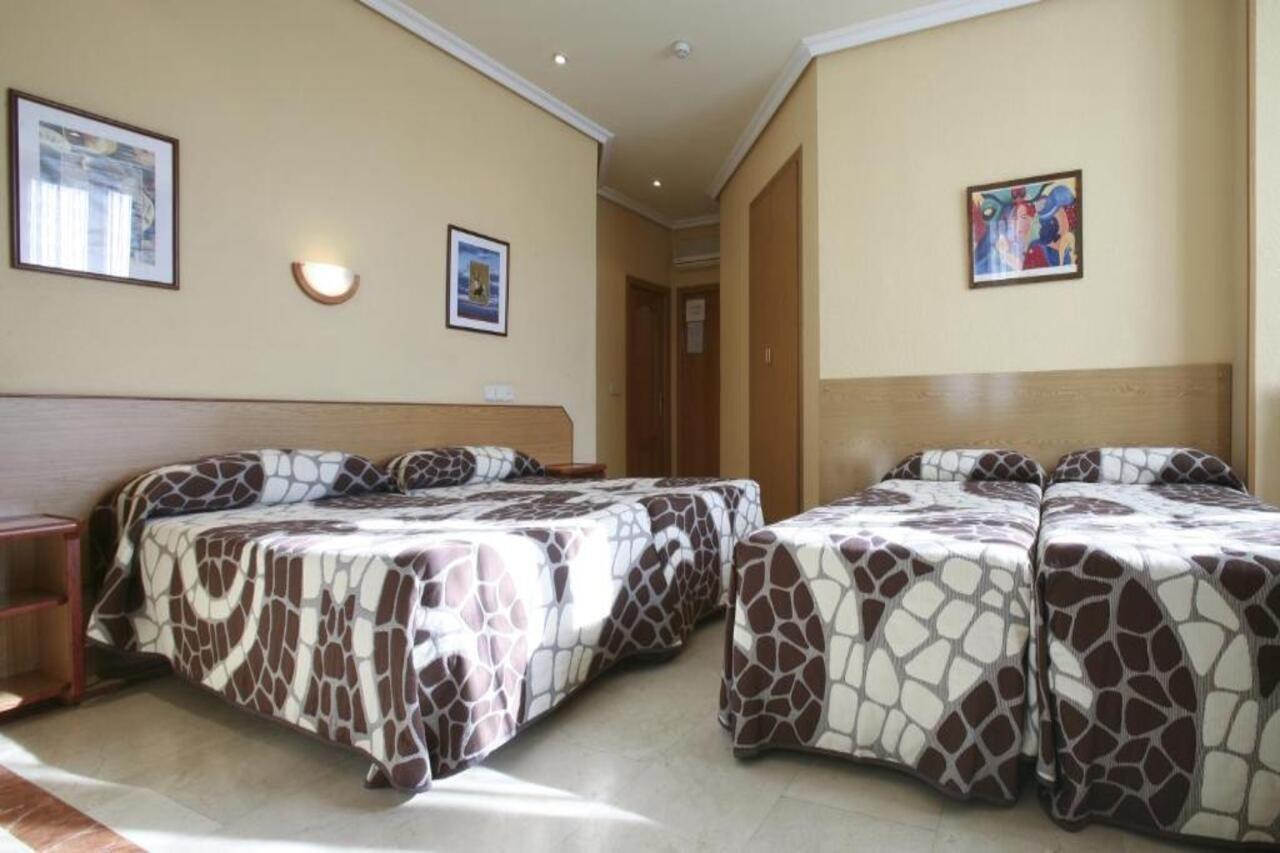 Hotel Mediodia Madrid Exterior photo