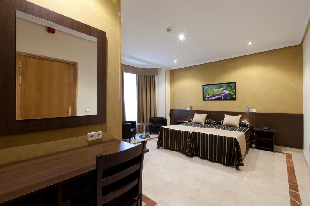 Hotel Mediodia Madrid Exterior photo